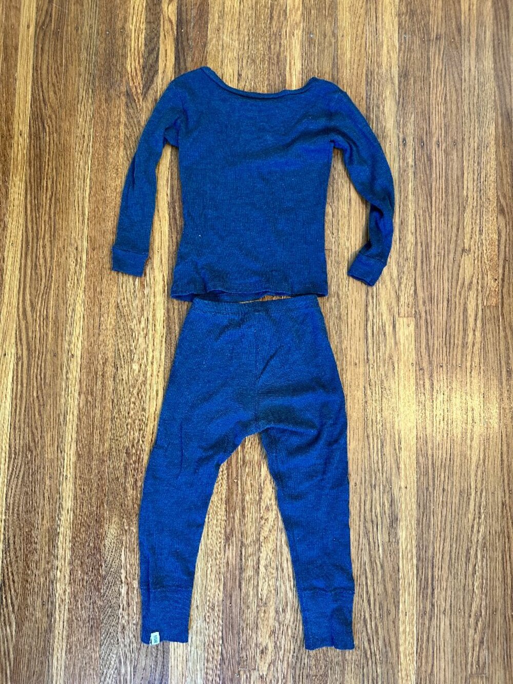 Nui Merino Silk Shirt and Leggings 3T